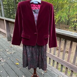 Burgundy Velveteen lined blazer with brocade skirt ladies small